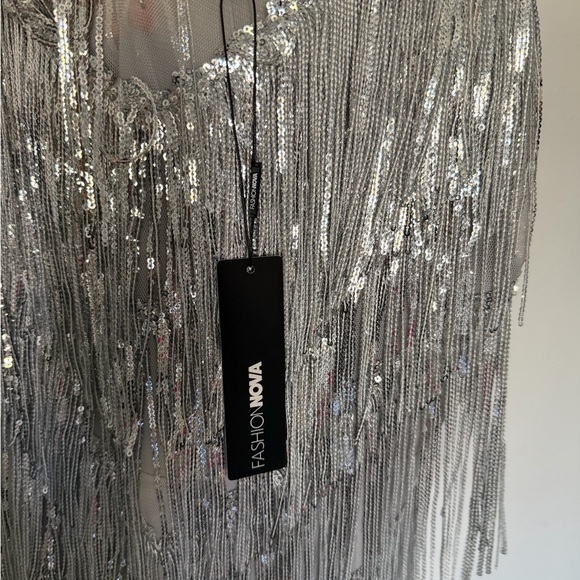 Fashion Nova Sequin Fringe Mini Dress - Silver NWT - 1X - Picture 4 of 8